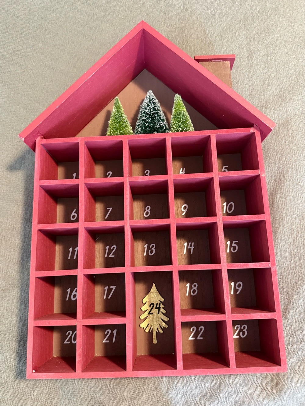 Wondershop Target advent calendar trinket curio shadow box Christmas house NWT